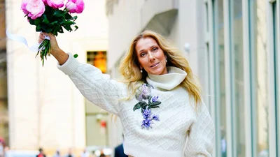 Селин Дион появилась на обложке Vogue France и рассказала о своей тяжелой болезни