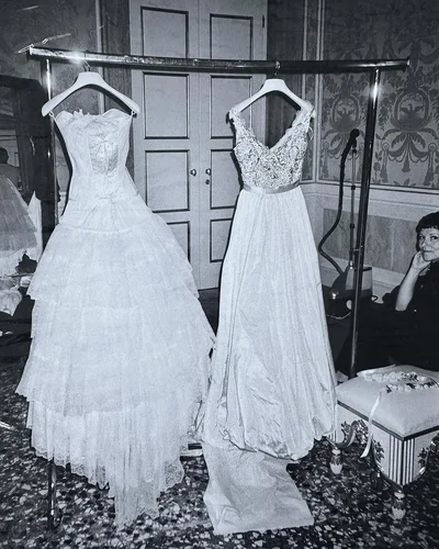Звездная свадьба: Сальма Хайек показала, как выходила замуж 15 лет назад - фото 610354
