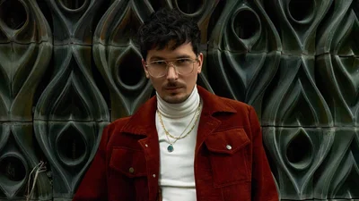 Співака POSITIFF застукали з імовірною дівчиною — фото