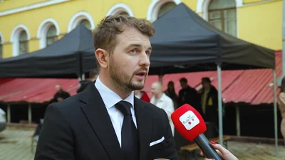 Женя Янович признался, имеет ли сейчас девушку