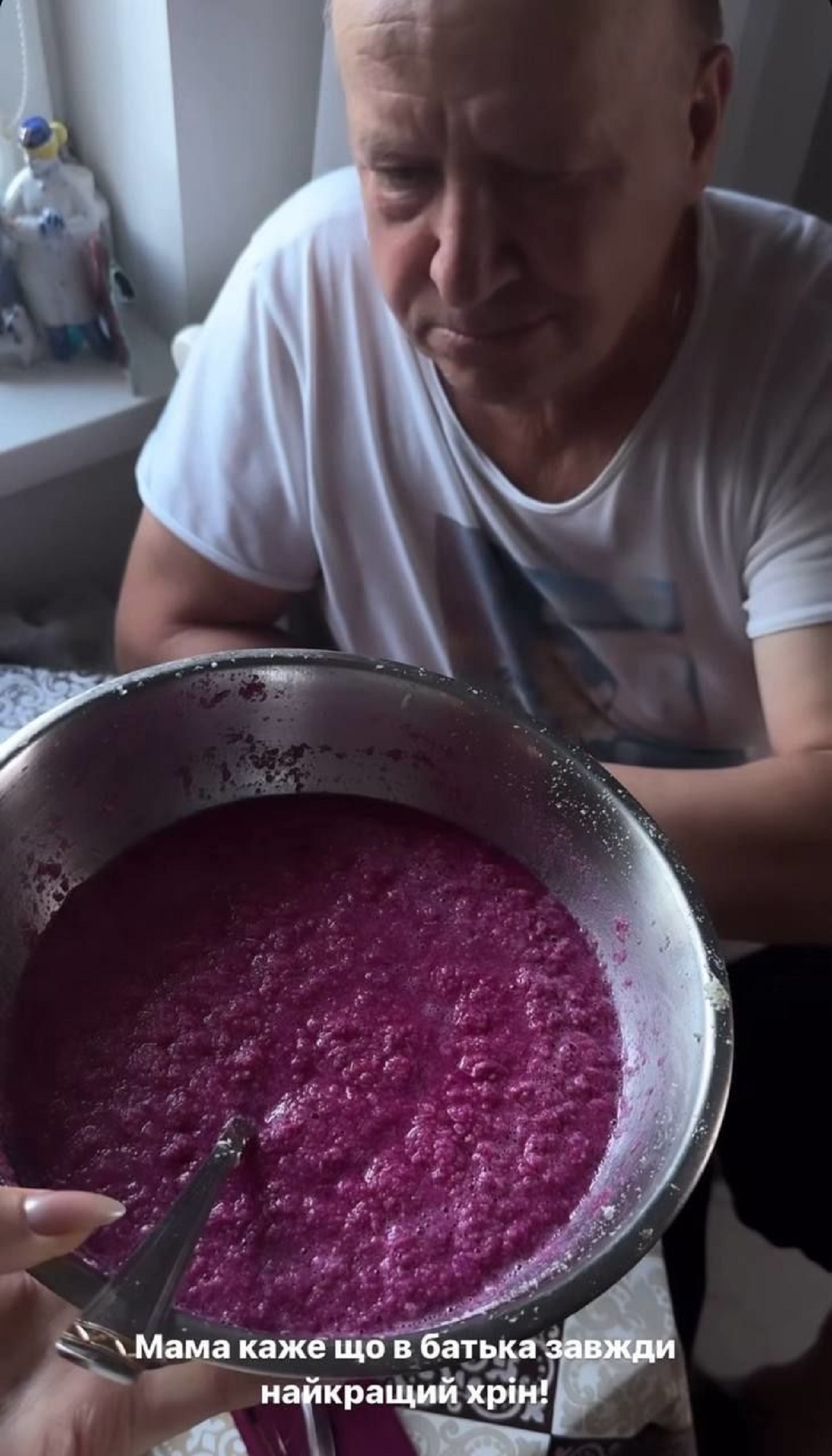 Скоро Пасха: Леся Никитюк поделилась уютными фото с родителями в предпраздничные дни - 611757 Скоро Пасха: Леся Никитюк поделилась уютными фото с родителями в предпраздничные дни - фото 611757