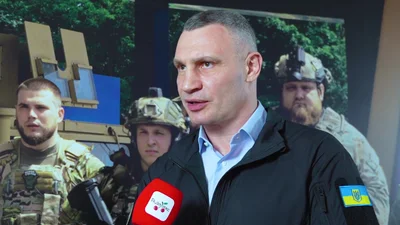 Віталій Кличко зізнався, чи спілкується зі своєю ексдружиною і як часто бачить дітей