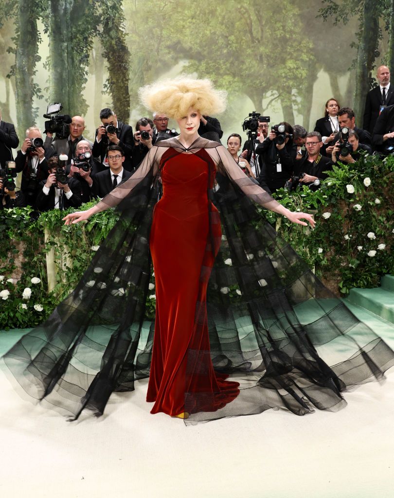 Весь Голливуд собрался на Met Gala 2024, и вот самые удивительные образы бала - фото 612018