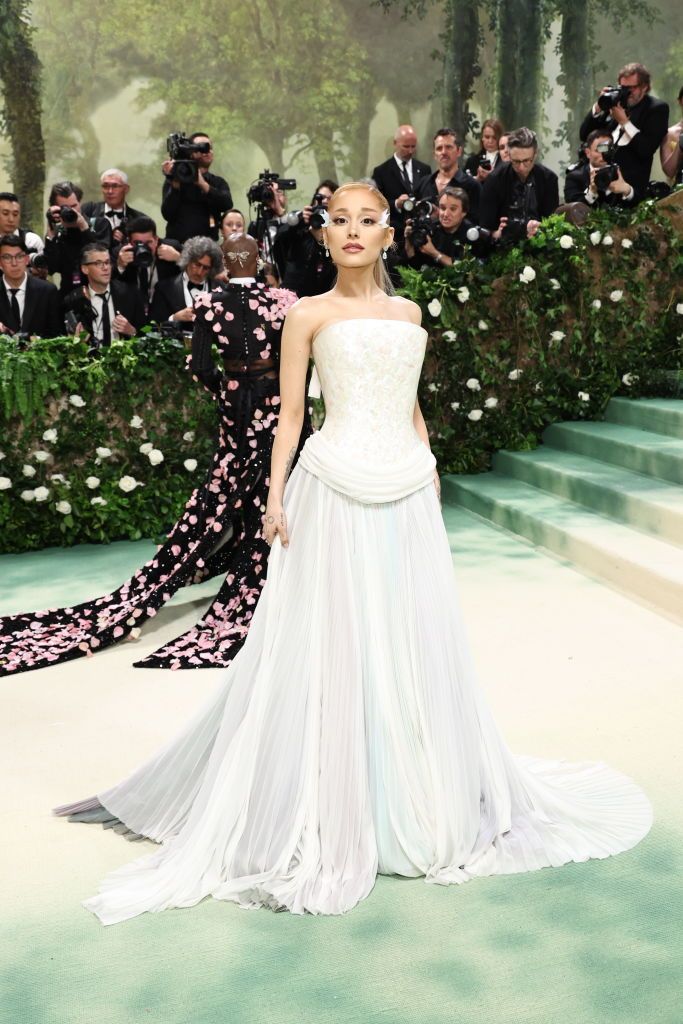 Весь Голливуд собрался на Met Gala 2024, и вот самые удивительные образы бала - фото 612023