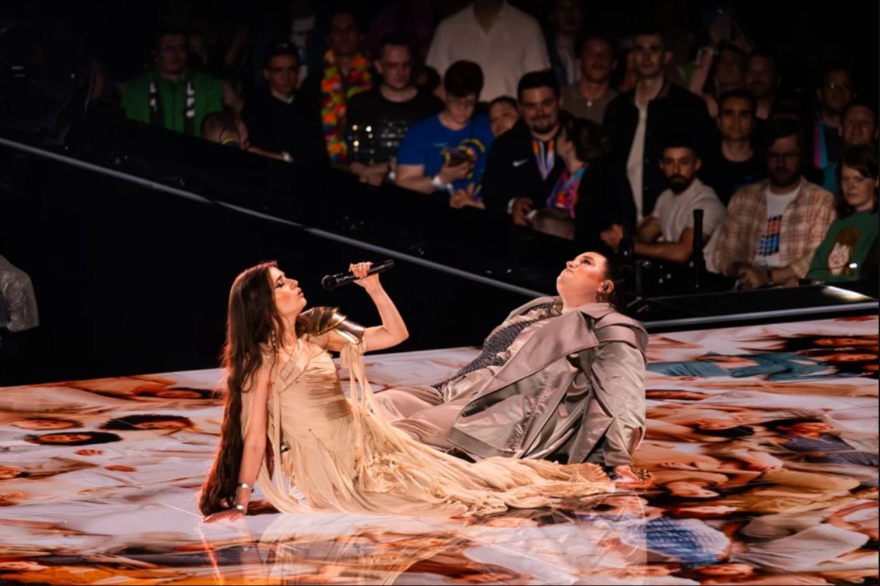 Виступ Jerry Heil і alyona alyona у першому півфіналі Євробачення-2024 - фото 612383