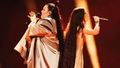 alyona alyona & Jerry Heil со сцены Евровидения эмоционально призвали к свободе для Украины