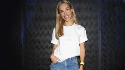 Даша Квіткова зізналася, чи спілкується з мамою Нікіти Добриніна