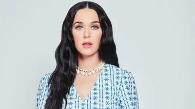 Две полоски: Кэти Перри показала положительный тест на беременность