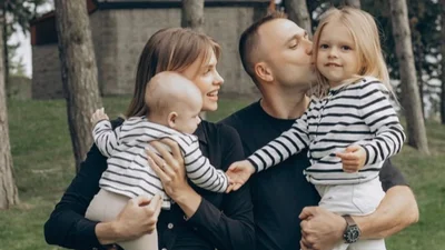 Даша Хлистун засипала мережу теплими родинними фото з Михайлюком і дітьми