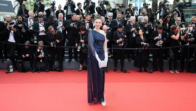 Голливудский шик: платье Андре Тана открыло Каннский кинофестиваль