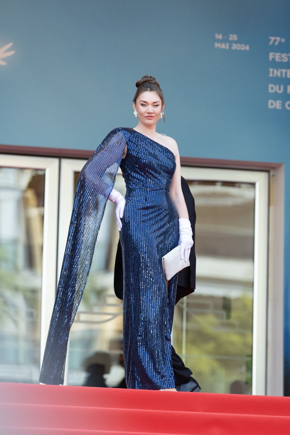Канни-2024: сукня від Андре Тана - 613770 Канни-2024: сукня від Андре Тана - фото 613770