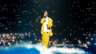 Макс Барських виступив з надихаючим шоу “Зорепад. На біс”, яким приголомшив глядачів