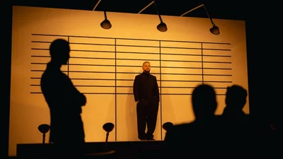 “А що?”: MONATIK постав перед судом в новому кліпі