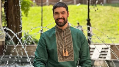 Виталий Козловский поделился семейным фото с 3-х месячным сыном