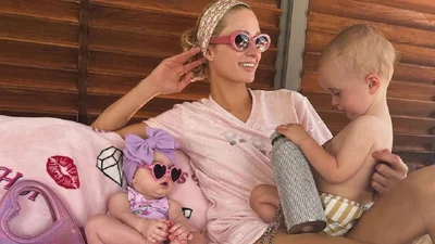 "Діти Барбі": фанати у захваті від фото з відпочинку Періс Гілтон з донькою та сином