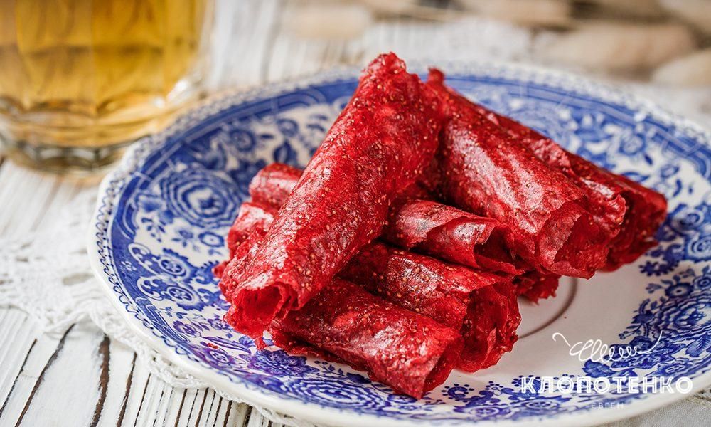 Почувствуй лето на вкус: топ-3 десерта с клубникой от Евгения Клопотенко - 616490 Почувствуй лето на вкус: топ-3 десерта с клубникой от Евгения Клопотенко - фото 616490