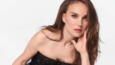 Розлучену Наталі Портман помітили в компанії молодого актора