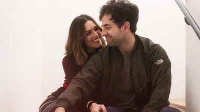 "Іноді життя імітує мистецтво": Менді Мур повідомила, що чекає на третю дитину