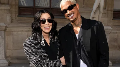 Шер высказалась о драке на Каннском кинофестивале, участником которой стал ее бойфренд