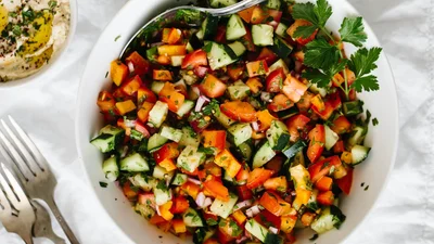 Летний овощной салат – ингредиенты уже есть на твоей кухне