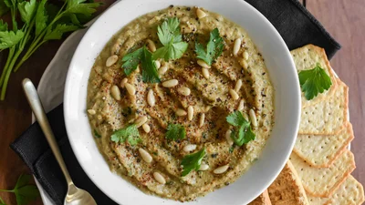 Простая намазка из баклажанов – закуска, которая удивит гостей