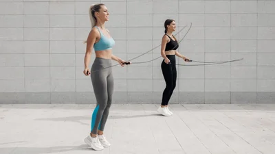 Прыжки на скакалке: чем полезны и как это поможет тебе похудеть