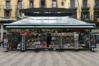 В Барселоне планируют запретить продажу некоторых сувениров – что произошло