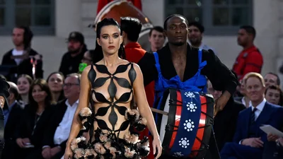 Гаряча штучка: Кеті Перрі вразила образом на Vogue World у Парижі