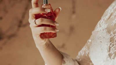 Від димних до м'ятних: 5 нішевих парфумів, які збагатять твій образ