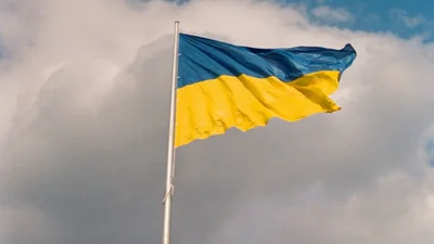 Людину пізнають по мові: розкішні прислів'я про нашу солов'їну