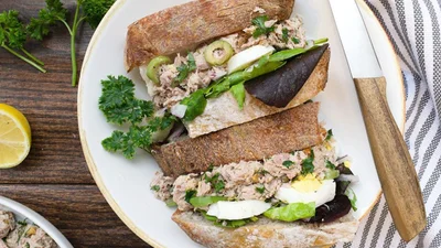 Що готувати без світла: 3 рецепти бутербродів на будь-який смак