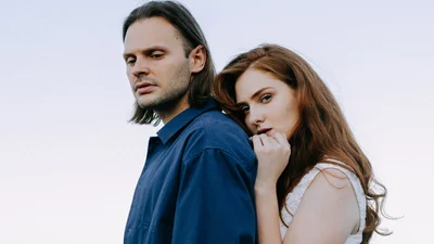 Співак CHEEV у новому кліпі влаштував романтику з зіркою TikTok