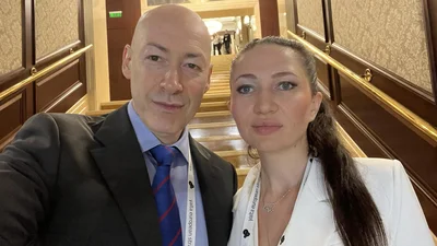 Дружина Гордона Олеся Бацман посварилася з президентом — чим їй не вгодив Володимир Зеленський