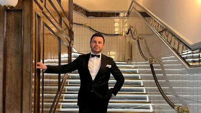 Справжнє полювання фанаток проєкту: ведучий Холостяка розповів про переслідування