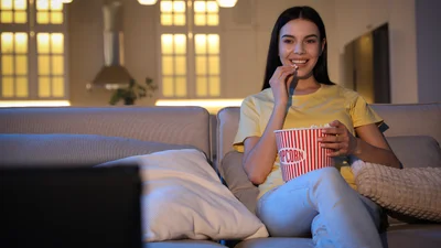 Неймовірні сюжет та спецефекти – це "Королівство планети мавп" на SWEET.TV