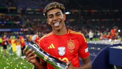 Ламін Ямал засвітив в інстаграмі дупцю гравця збірної Іспанії — пікантний кадр