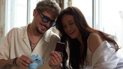 Позитив і Юлія Сахневич побралися й показали свої обручки