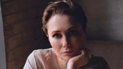 50-летняя Елена Мозговая показалась совсем без макияжа - красивое фото