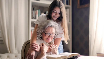 Всемирный день бабушек и дедушек: креативные поздравления, которые развеселят ваших самых дорогих