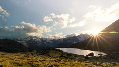 Затоптали всю красоту: швейцарский курорт вводит ограничения для блогеров Instagram