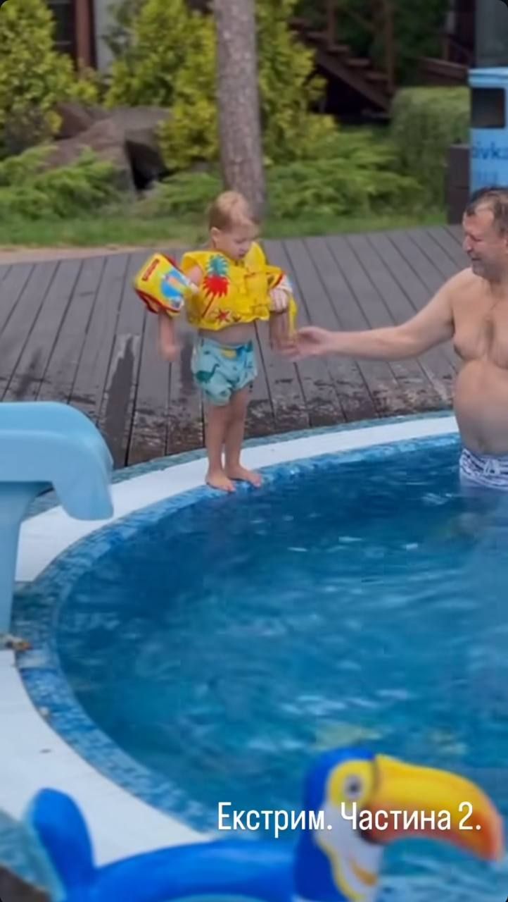Родина Мірошниченків в оновленому складі поїхала на море - 627314 Родина Мірошниченків в оновленому складі поїхала на море - фото 627314