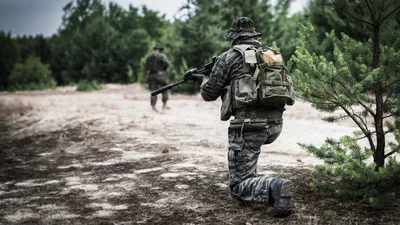 День войск связи и кибербезопасности: лучшие поздравления для супергероев на фронте в картинках