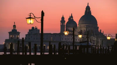 Назван самый красивый город в мире: здесь находится наибольшее количество идеальных зданий