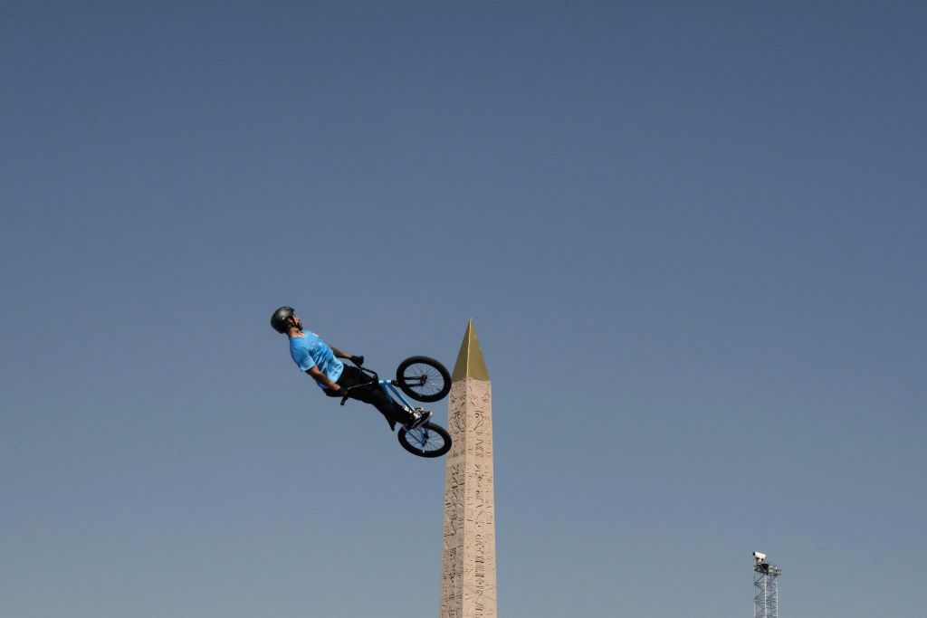 Спортсмен з Аргентини на тренуванні з фрістайлу BMX  - фото 629544