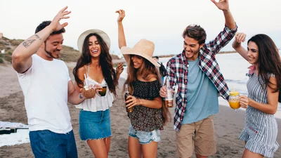 12 ідеальних способів знайти нових друзів і навіть кохання