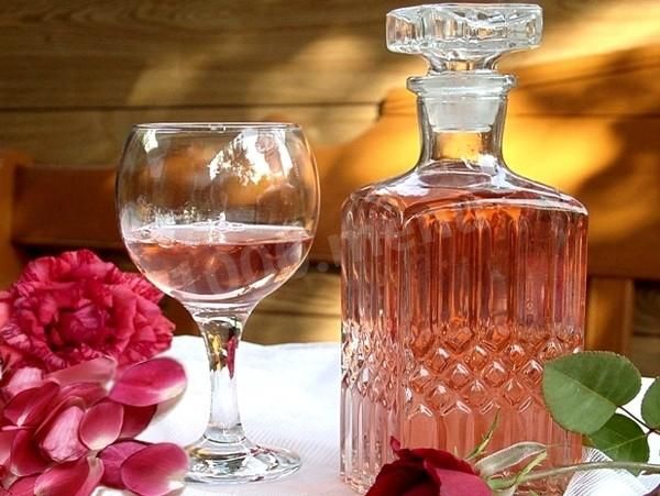 Вино из роз - рецепт изысканного напитка, который ты можешь приготовить сама - 630009 Вино из роз - рецепт изысканного напитка, который ты можешь приготовить сама - фото 630009