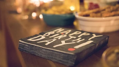 З Днем народження, шефе: найкращі привітання в картинках та прозі для твого керівника