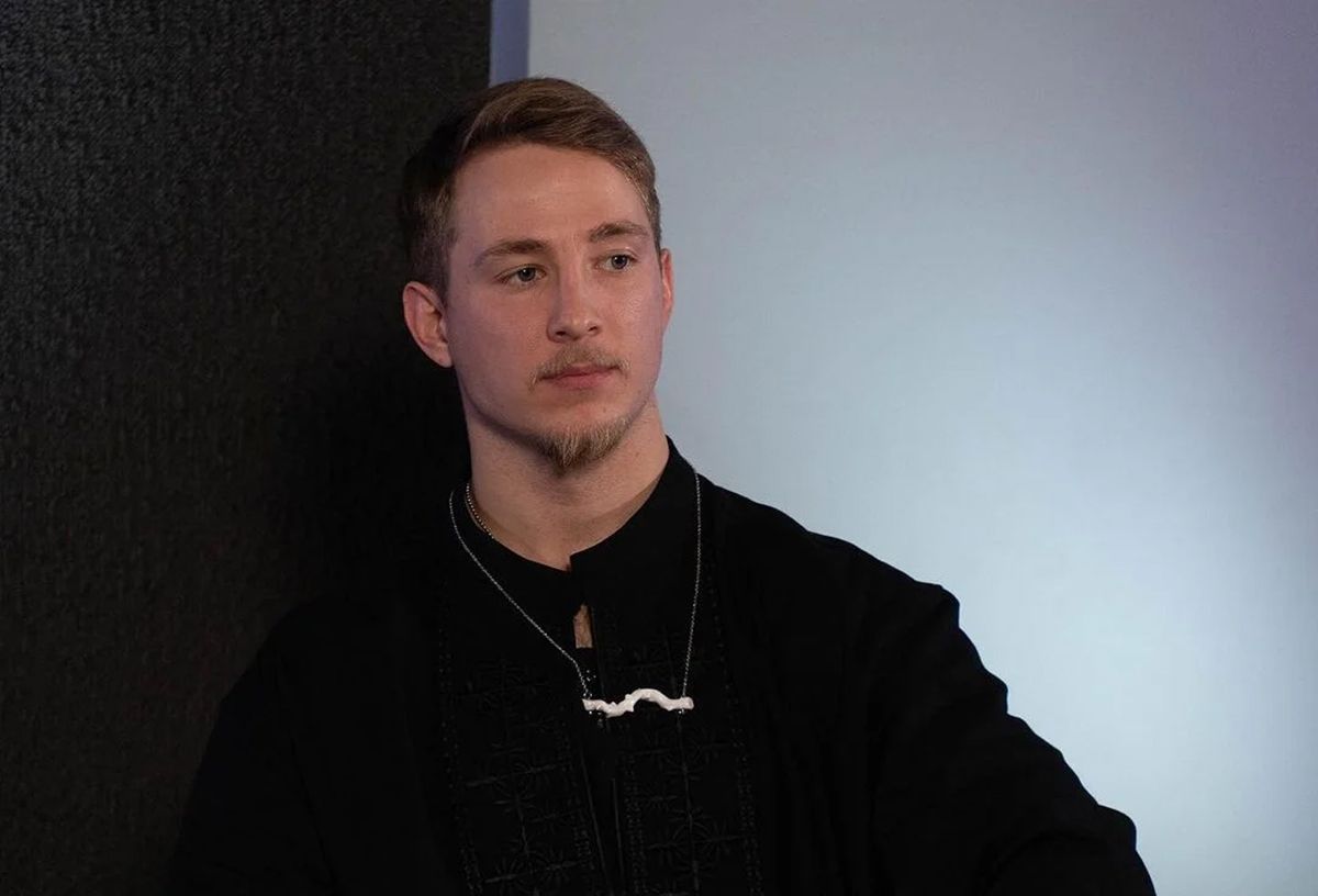 Герой, спортсмен, писатель: биография нового героя шоу 'Холостяк' Александра Терена - фото 630848