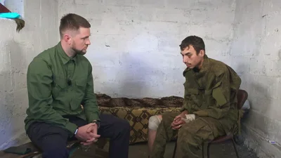 Ярмак зустрівся з окупантом, який виявився його фанатом — відео з реакцією військовополоненого