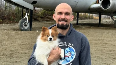 Бюджетный домик: креативный пилот превращает реактивные самолеты в дома